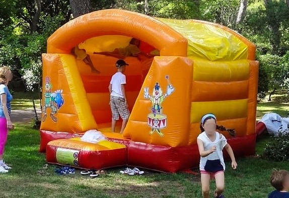 Bouncy Castle Circus