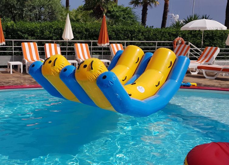 Inflatable Water Rocker